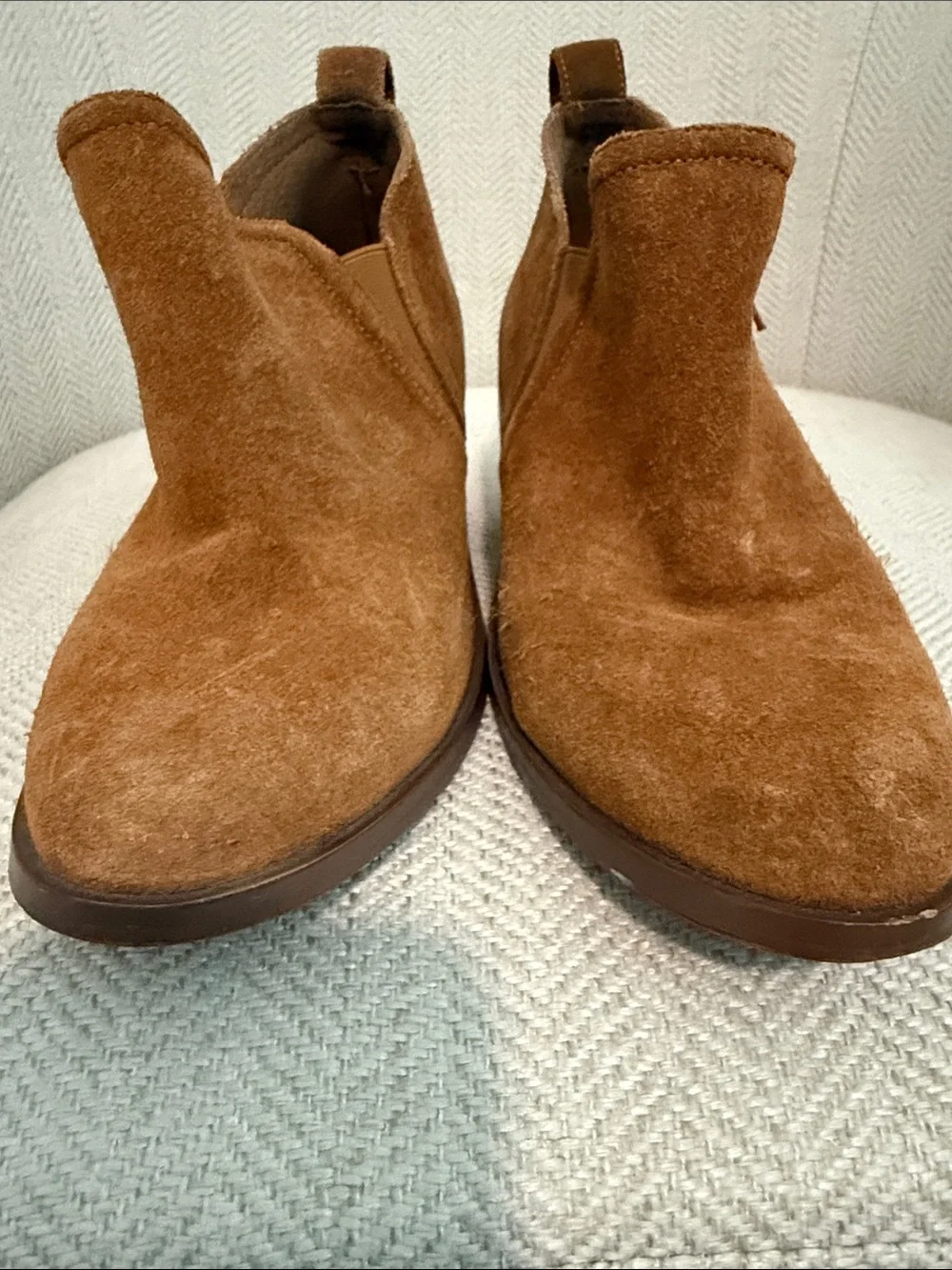 Steve Madden Rader suede booties 5.5